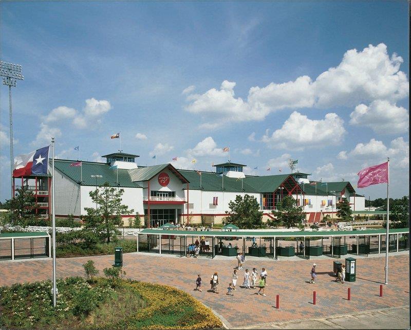 Days Inn & Suites By Wyndham Sam Houston Tollway Jersey Village Экстерьер фото
